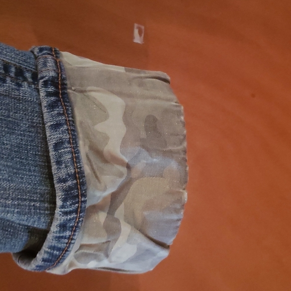 F.L. Jeans capris - Picture 5 of 5